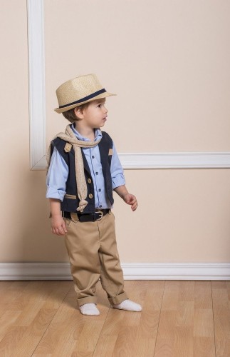 1763 Timeless and chic for adventurous boys!