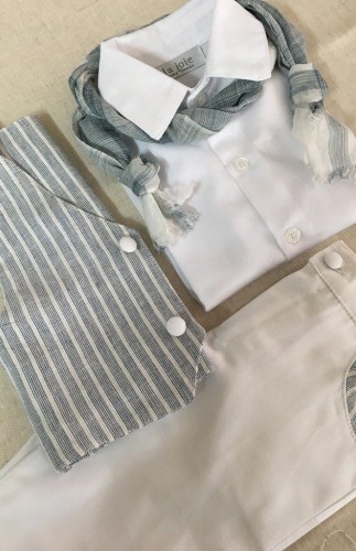 1857- White and gray set in stripes!